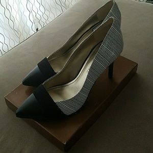 Size 10 Audrey Brooke heels